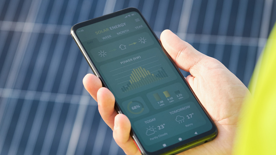 Zonnepanelen wifi omvormer smartphone